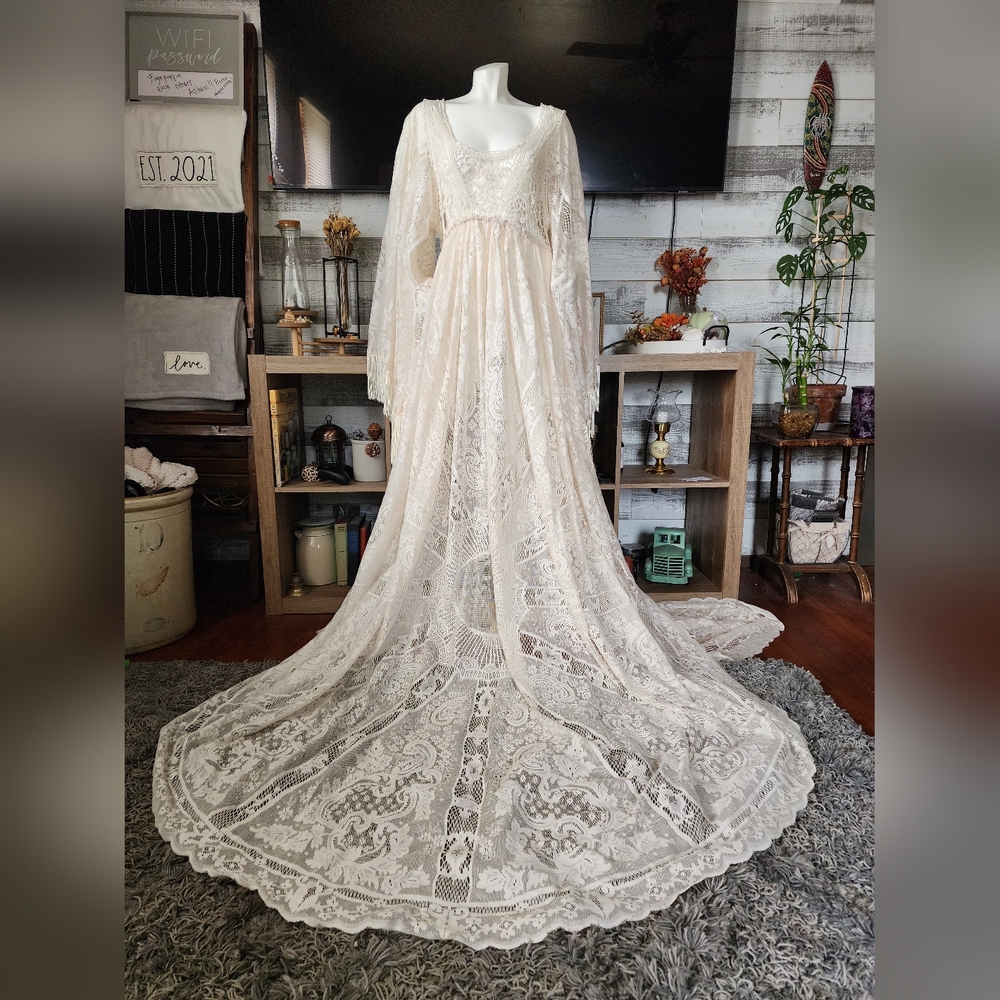 Don & Judy Cream Lace Fabric